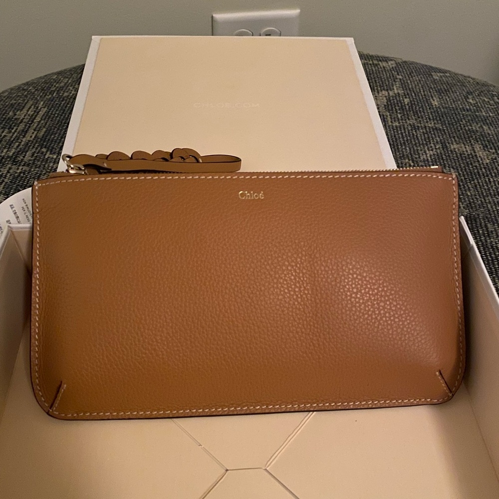 NWT Chloe Darryl Small Pouch, Tan Leather